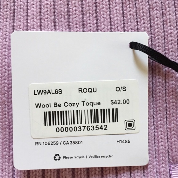 Lululemon wool be cozy toque rose quartz with bag - Picture 3 of 5